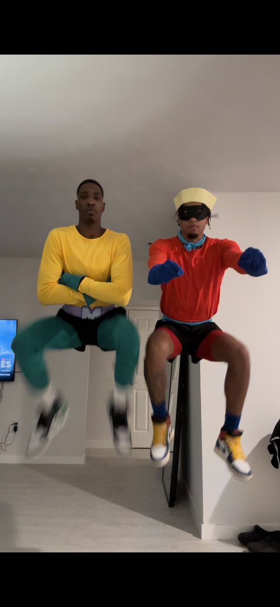 MarzHaynes's tweet photo. Twitter do your thang 😂😂😂 #Halloween https://t.co/SXmuZyjsuk