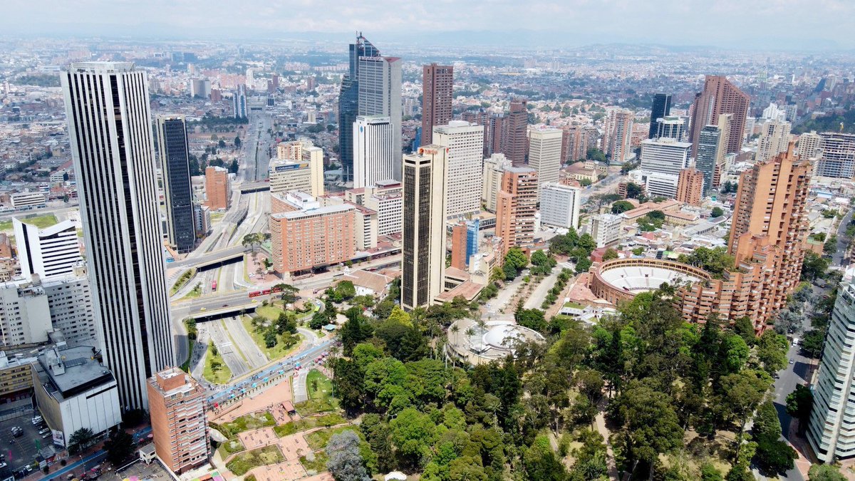 FEscrutinio's tweet photo. 🇨🇴🇨🇴🇨🇴 #Colombia 🇨🇴🇨🇴🇨🇴

Mañana la República de Colombia realizará elecciones con el objetivo de renovar las gobernaciones y asambleas departamentales, así como las alcaldías, concejalías y ediles, por el período 2023-2027.

(abro hilo)

#Elecciones2023 #EleccionesColombia2023 https://t.co/ja804MBHCI