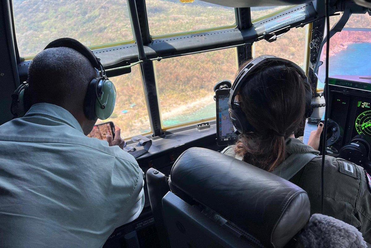 The @USCG was on scene to provide timely assistance and support to the island nation of Vanuatu following the devastating impact of Tropical Cyclone Lola, Oct. 26, 2023.

Check out the link in our bio to read the full story! https://t.co/uVIrm5vhi8
