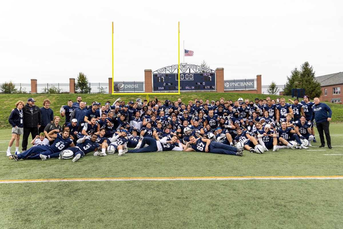 ButlerUFootball's tweet photo. The Hoosier Helmet belongs to the DAWGS!

#ButlerWay https://t.co/KXx1AQJrRG
