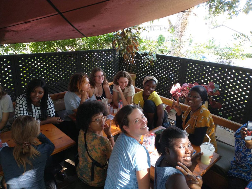 BFCollins_'s tweet photo. Had a meet-up with some friends from the USA, decided to still #WearUG 🥲 https://t.co/XxDZRb8ImH