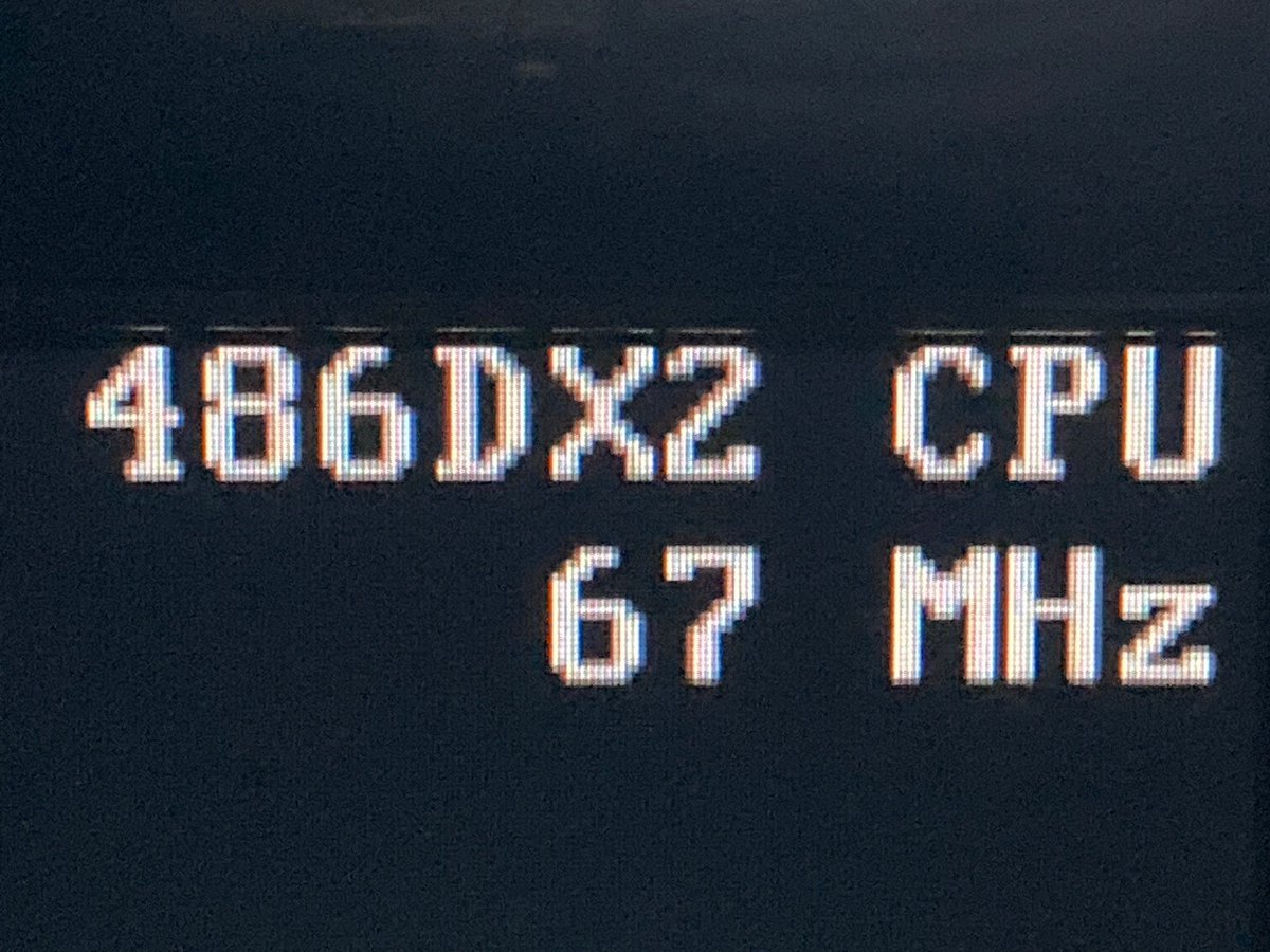 DX5JoseMBara's tweet photo. Testing this machine I use for EEPROM programming tasks (once in every decade), after performing some maintenance due to a leaking Ni Cd batt. I even improved the RAM up to...... 16 Mb! #retrocomputing #windows95 #486DX2 #earlyInternet https://t.co/qFCQuLOhHJ