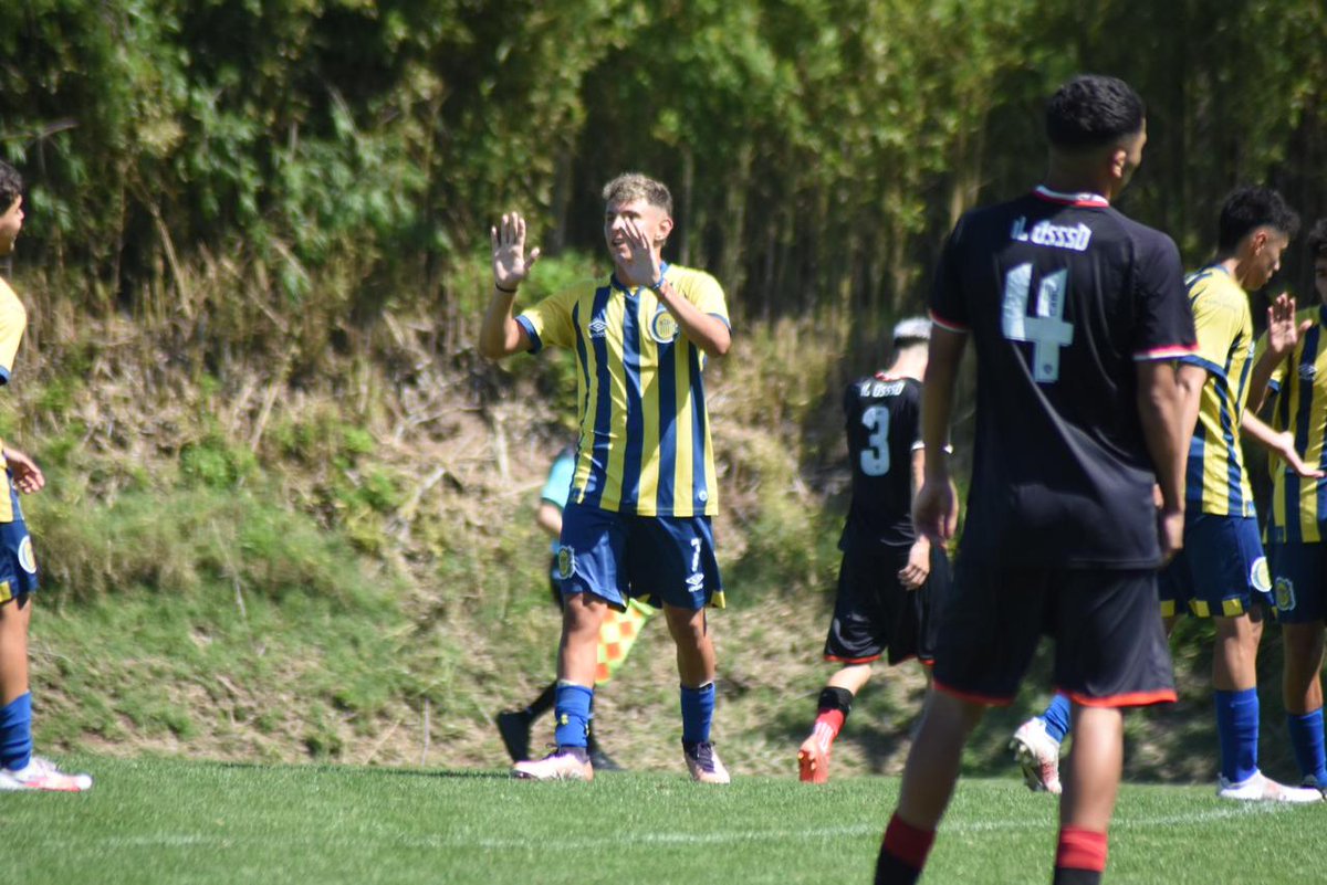 CARCJuveniles's tweet photo. #JuvenilesLPF | 📄 Resultados 

#4ta 6-0 (P.García x2, E.Ocampo x2, G.González, Amarilla) 
#5ta 3-2 (Pelozo x2, Rosciano)
#6ta 3-0 (Burgos, Ferraris, Piozzi)

#7ma 0-1 
#8va 6-1 (Felici, Ortega, Pavoni, Stagnari, Gareis x2) 
#9na 2-2 (I.González, Marchese) 

#vamoslospibes 🇺🇦💪🏻 https://t.co/CtQGRdqDoe