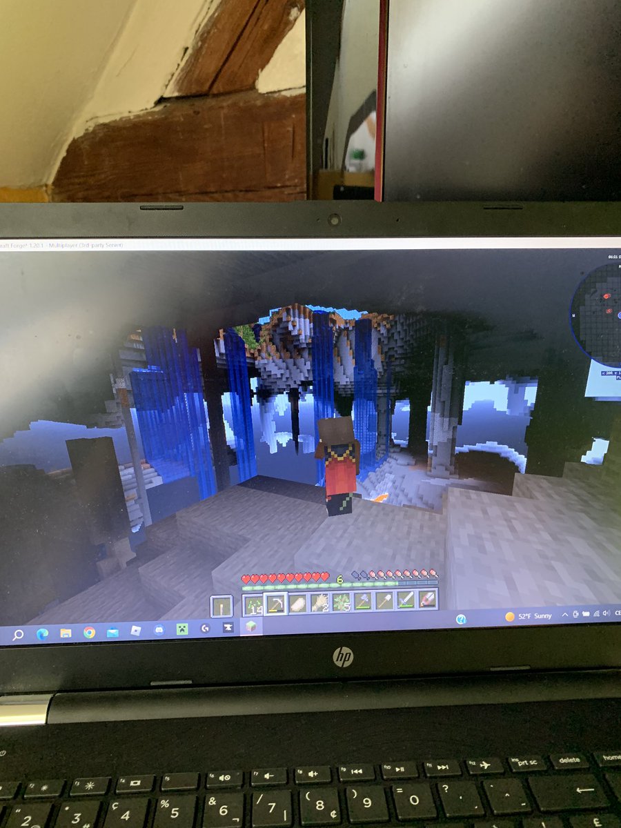 loonafromhell's tweet image. gaming with my bf and freinds minecraft on my new laptop my bf gave me