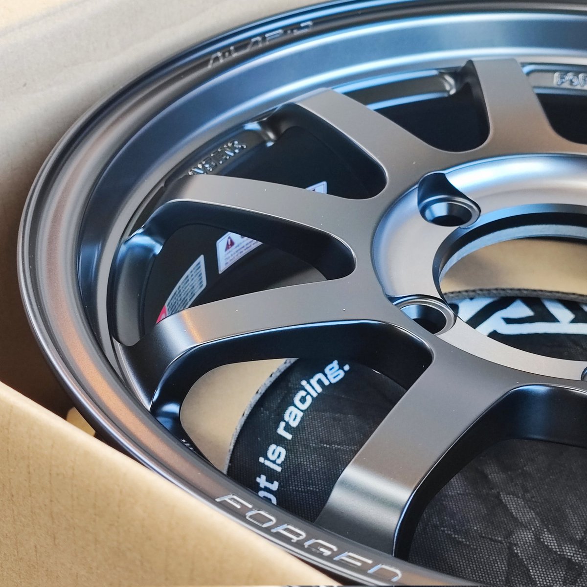 FORGED72738036's tweet photo. new wheel!!!!!
#new
#RAYS
#forged
#wheels
#alapj https://t.co/B3XykFnmnM