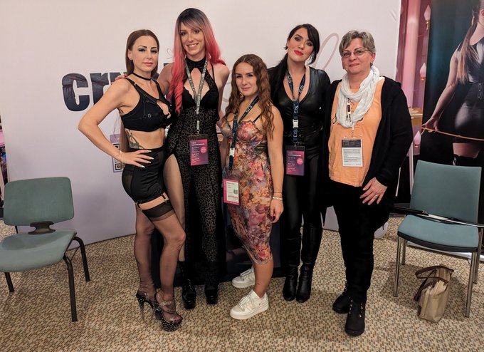 Lady JanaLogan’s pics and videos