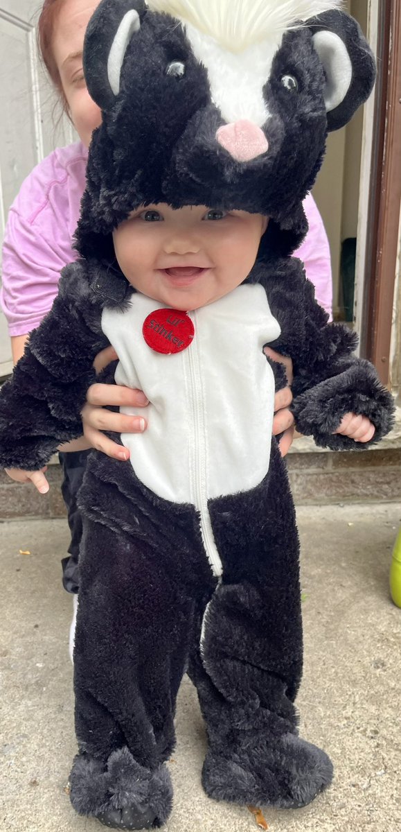 mom2kyandkay's tweet photo. A much needed afternoon with two of the grands. Thank you to the #LockeStreet businesses for opening their doors for the kids! We all had a blast!! https://t.co/uigvgNjIIX