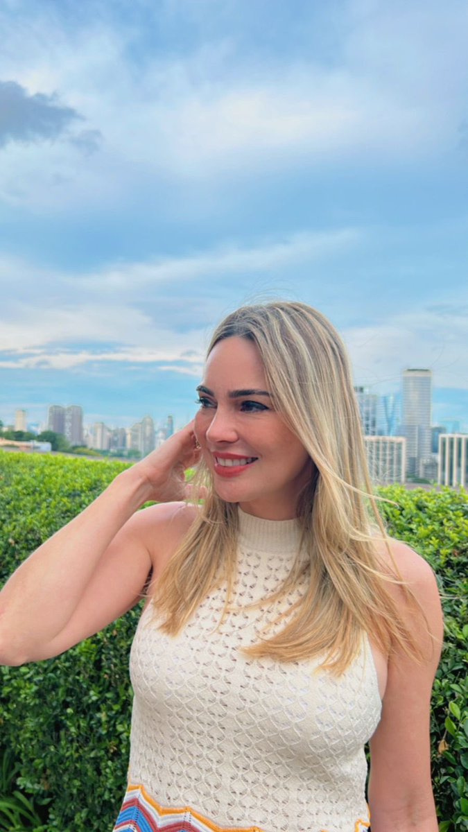Um ótimo fim de tarde para todos os meus fãs e minhas fadinhas do meu coração! ⛅️♥️

#TeamRachel