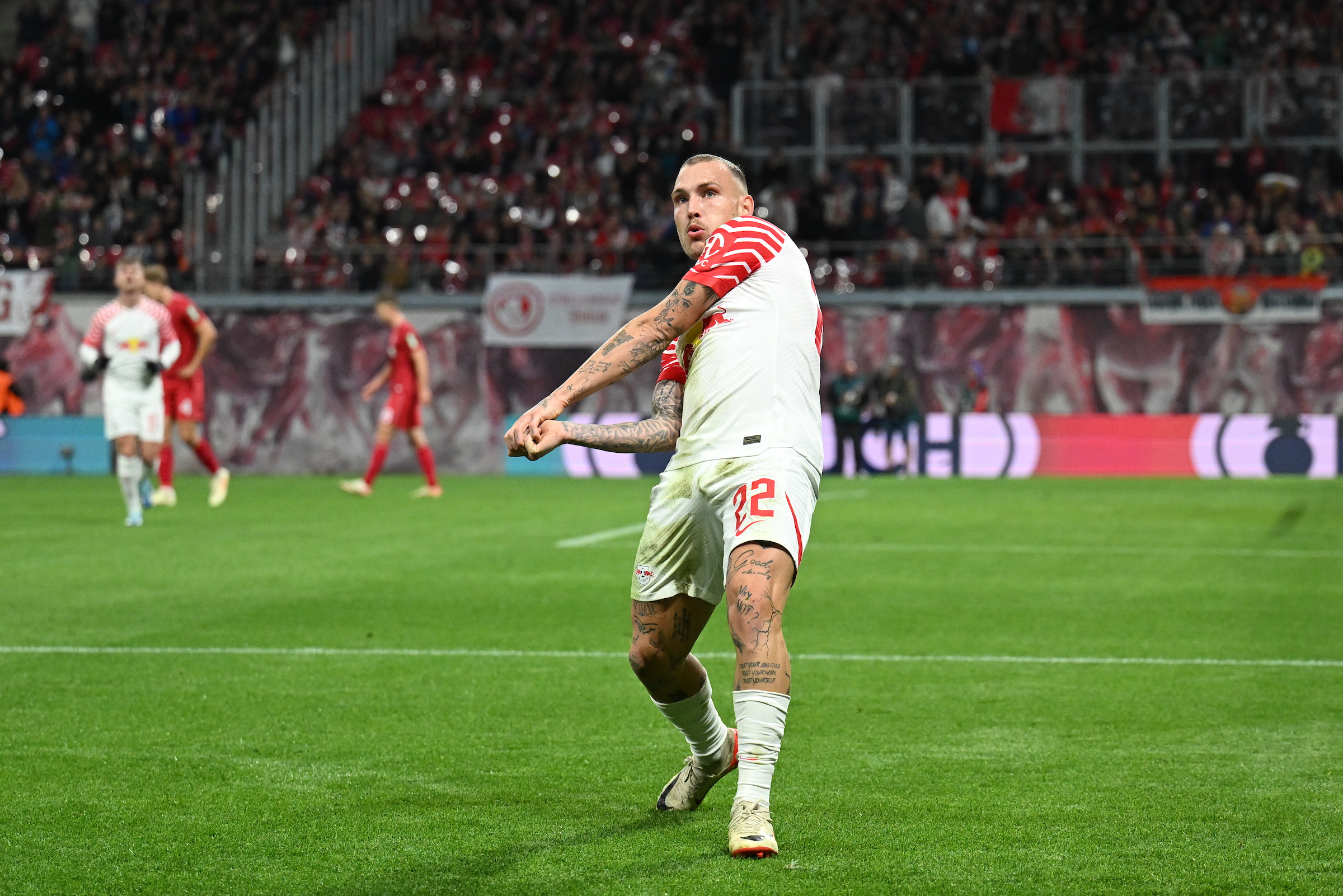 RB Leipzig English on X: ⚽ Goal vs. Crvena zvezda ⚽ Goal vs. 1. FC Köln  David Raum is starting to get into the swing of things 🏌️‍♂️   / X