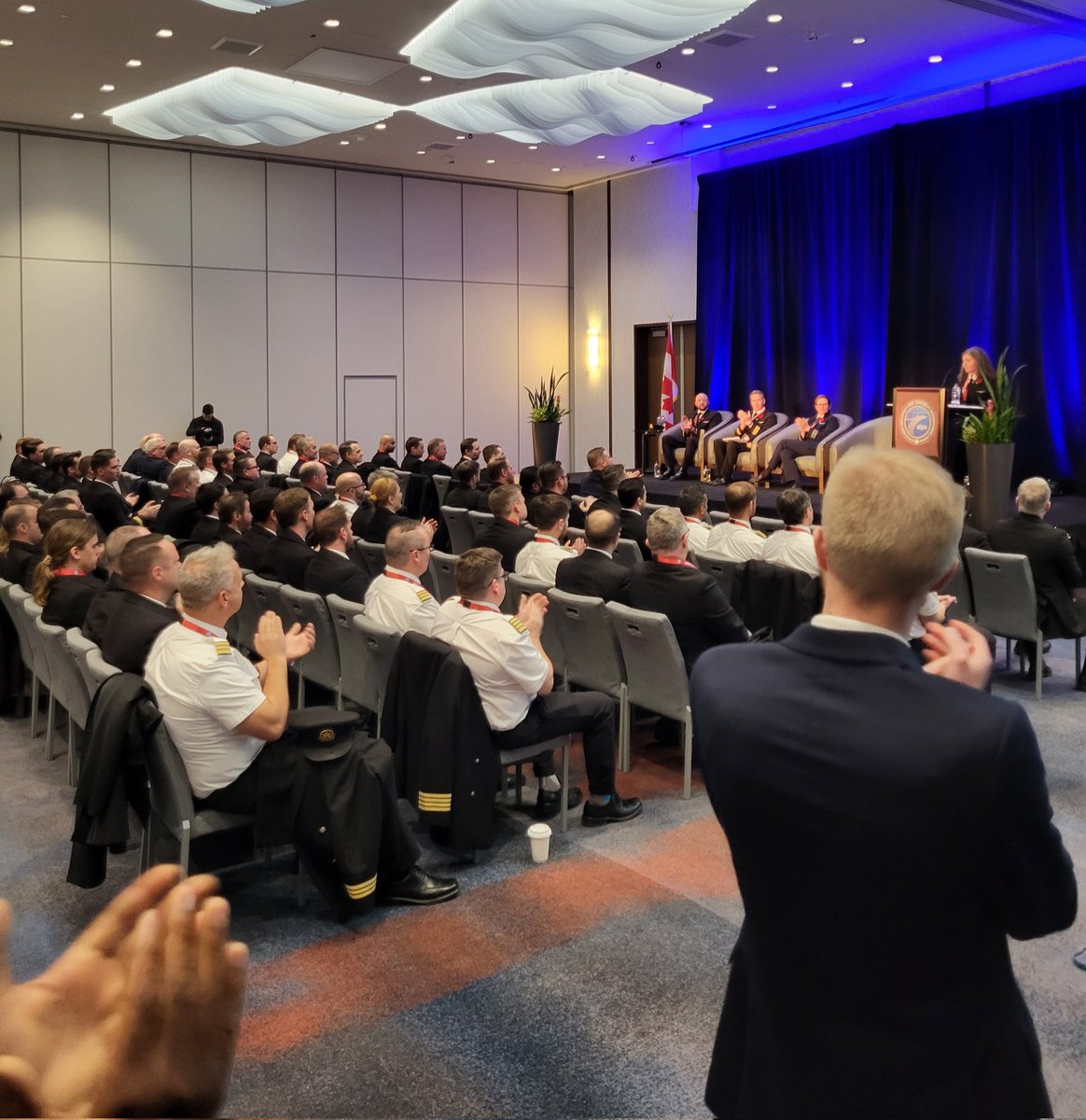 WestJetALPA's tweet image. WestJet Pilots are present to support @AirCanadaPilots at their informational picket event in Calgary.
#worldclasscontract #alpapilots #westjetpilots #aircanadapilots