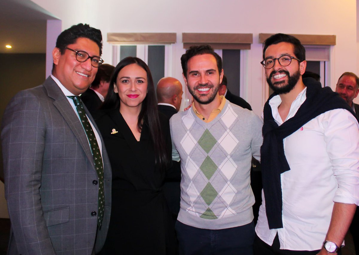 Luis Celis (@_celisluis) on Twitter photo Me alegra compartir que la primera aparición de la marca Be Welcome se estrenó en la Asamblea de Socios de la <a href="/camescommx/">Cámara Española de Comercio en México</a>, en la que participó el Embajador de España en México, directivos de la Cámara y un número importante de miembros. Me alegra compartir que la primera aparición de la marca Be Welcome se estrenó en la Asamblea de Socios de la <a href="/camescommx/">Cámara Española de Comercio en México</a>, en la que participó el Embajador de España en México, directivos de la Cámara y un número importante de miembros.