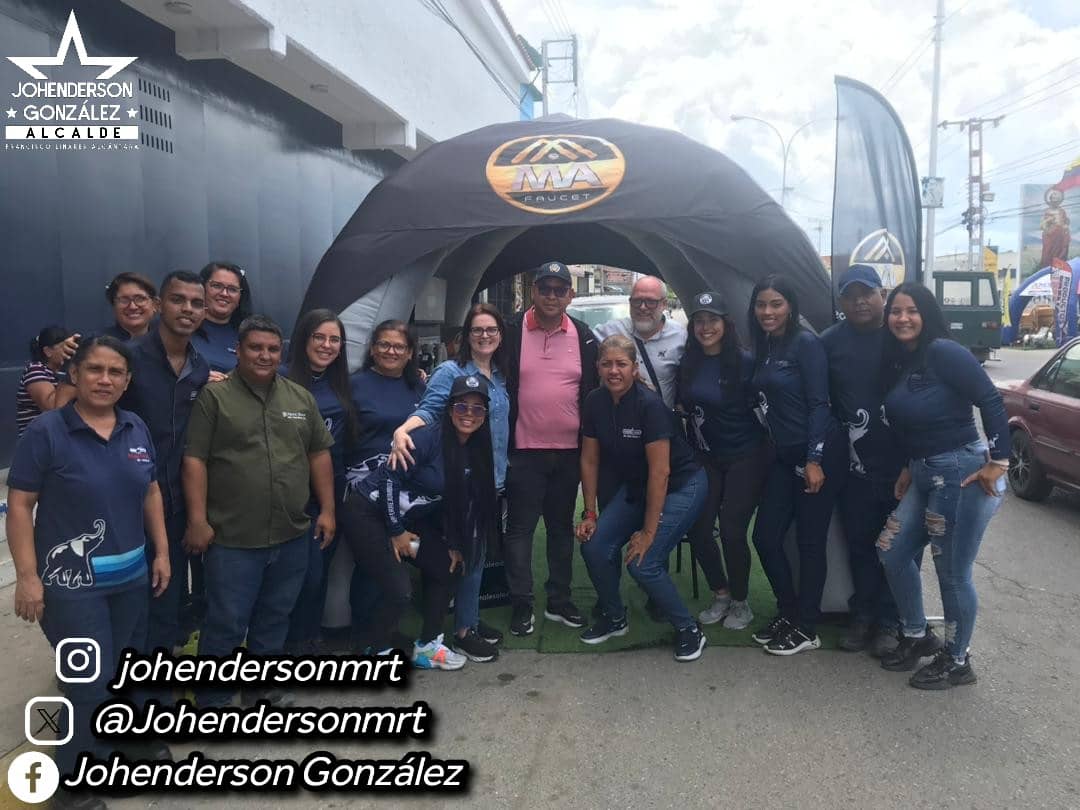 Nos vinimos a la Exhibición de productos de Construjumbo C.A y Ferrejumbo C.A en la Av. Generalísimo Francisco de Miranda, cumpliendo con el Plan Nacional del impulso de la economía en la entidad linarense, demostrando que nuestro Municipio es una pontencia en construcción.