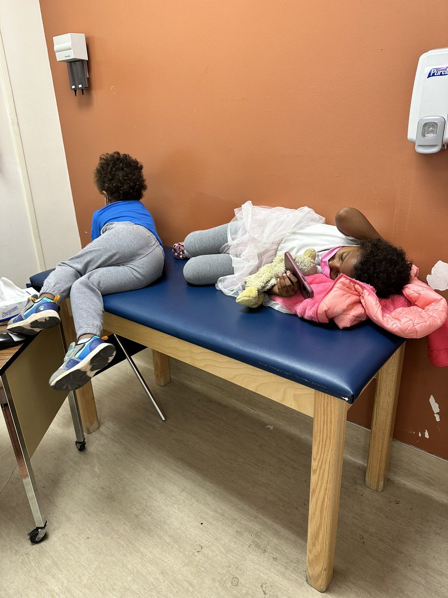 rachaelps's tweet photo. A huge thank you to Nurse Kelly and Dr Joy at @CHEO for their excellent care of my sick twins in the Kids Come First Clinic. We appreciate you!! @AlexMunter https://t.co/LoQgieFCve