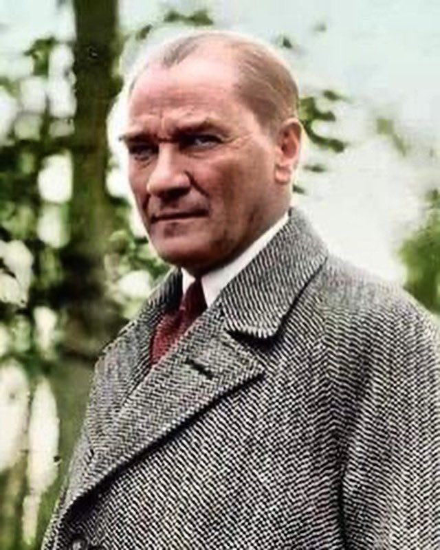 Aziz Ata’m senin ifadelerinle, Cumhuriyetimizin 100. yılına eriştiği bu kutlu güne erişmenin en derin sevinci ve heyecanı içindeyiz! Kutlu olsun! Ama en çok da sana sonsuz minnet, hürmet ve rahmet olsun… #CumhuriyetimizinYüzüncüYılıKutluOlsun 🇹🇷🇹🇷🇹🇷