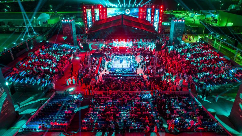 Ho4aJ's tweet photo. أعظم النزالات اللي صارت حول العالم ماهي زي نزال افتتاح #موسم_الرياض_2023 😍😍🔥🔥

#BattleOfTheBaddest 🥊🔥
#RiyadhSeason
#BigTime https://t.co/Xyrn6QipuN
