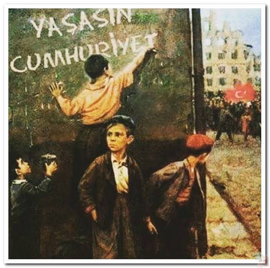 erayyzk's tweet photo. CUMHURİYET SEN ÇOK YAŞA! https://t.co/aejAIomrFA