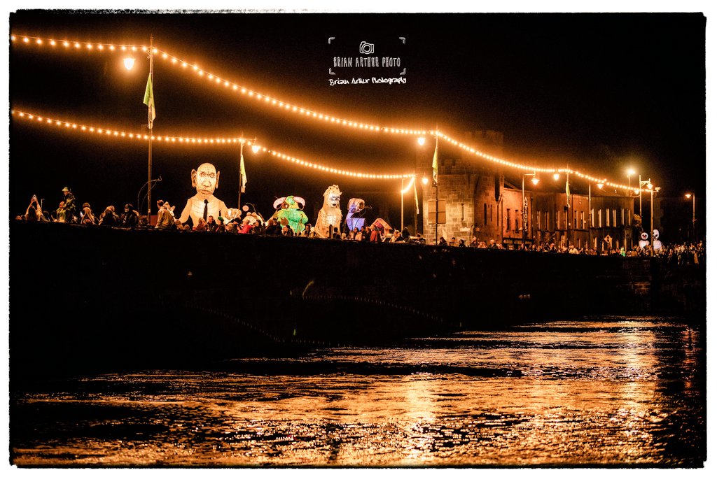 The Parade of Light, part of ‘Samhain’, @Limerick_ie ’s Hallowe'en Festival , by @lumensttheatre, passes over Thomond Bridge and @KingJohnsCastle , and the Medieval Quarter as the Bishops Lady returned to haunt the streets with a procession of illuminated supernatural beings.