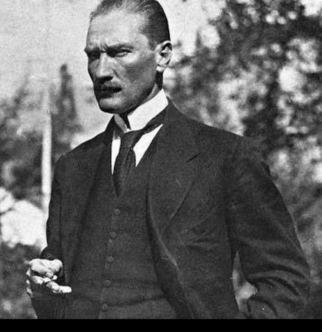 Cumhuriyetimiz 100 yaşında.Bayramimiz kutlu olsun.#izindeyizatam 💙💕