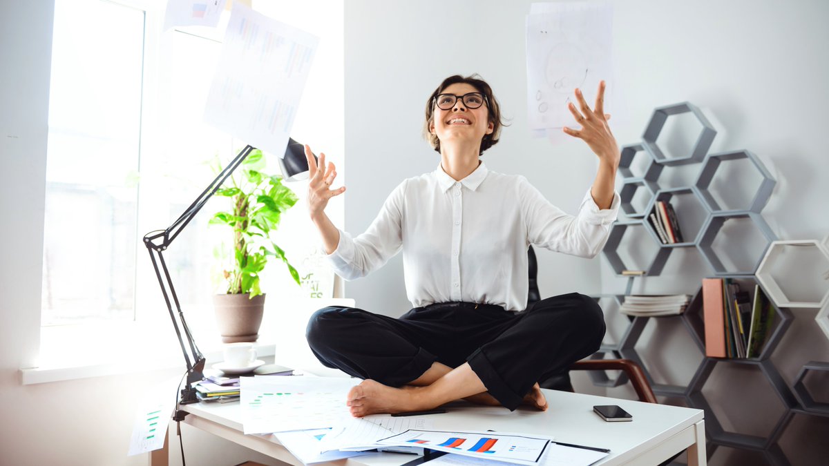 ArmadaWorkforce's tweet image. In today&apos;s corporate landscape, finding the right work-life balance is essential. Choose a company that offers strong support, flexibility in working hours, and clarity in scheduling—because you deserve a firm that values you beyond the desk. 🌍⚖️📅 #ArmadaWorkforce