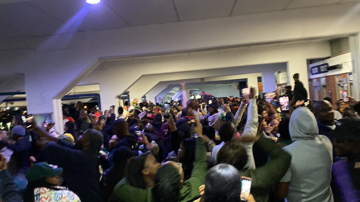 SakhiNxumalo's tweet photo. 🔥 against all odds, the Springboks are the world champions for the fourth time and are the greatest rugby team ever. Springboks supporters have vowed not to sleep tonight following the glorious victory. @TimesLIVE @SundayTimesZA https://t.co/WSDwSTUaRC