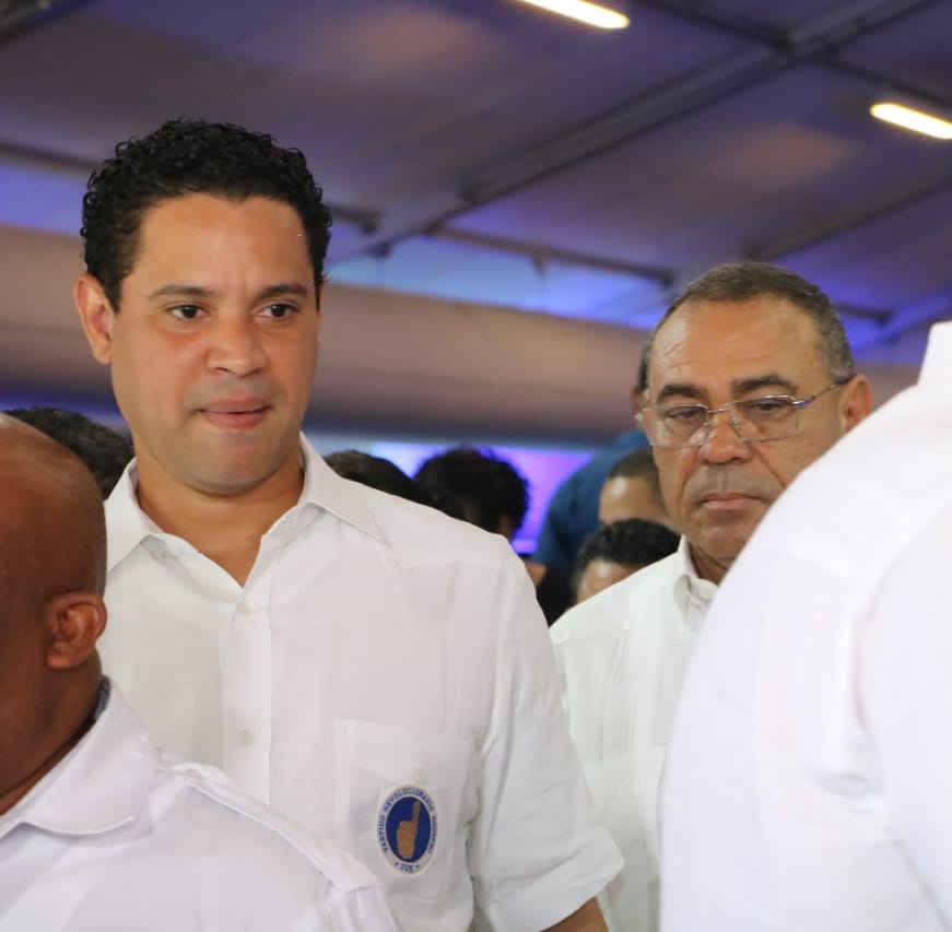 Rafael Amador Figaris tweet media