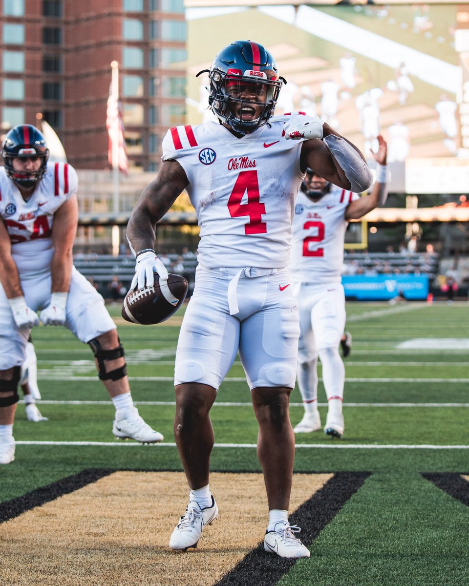 raheemvance_'s tweet photo. I will be attending ole miss today for the game ‼️ @Rebels247 @_kbolden @CoachAlexFaulk @RebelsFBRec @Collins_OleMiss @OleMissFB https://t.co/UrzA5RWRk7