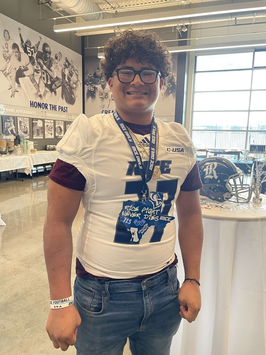 CoachJohnson_10's tweet photo. After big performances on the ground Thursday Night, our leading rushers are enjoying a College Visit to Rice University today in Houston!
2026 Fullback Adrian Luna
2027 RB/ATH Kayden Dufour
@AdrianLJ_27 @kayden_dufour
#RecruitTheTrojans〽️
#TrojanPride🔵🟡 https://t.co/OhfS2yUpRA