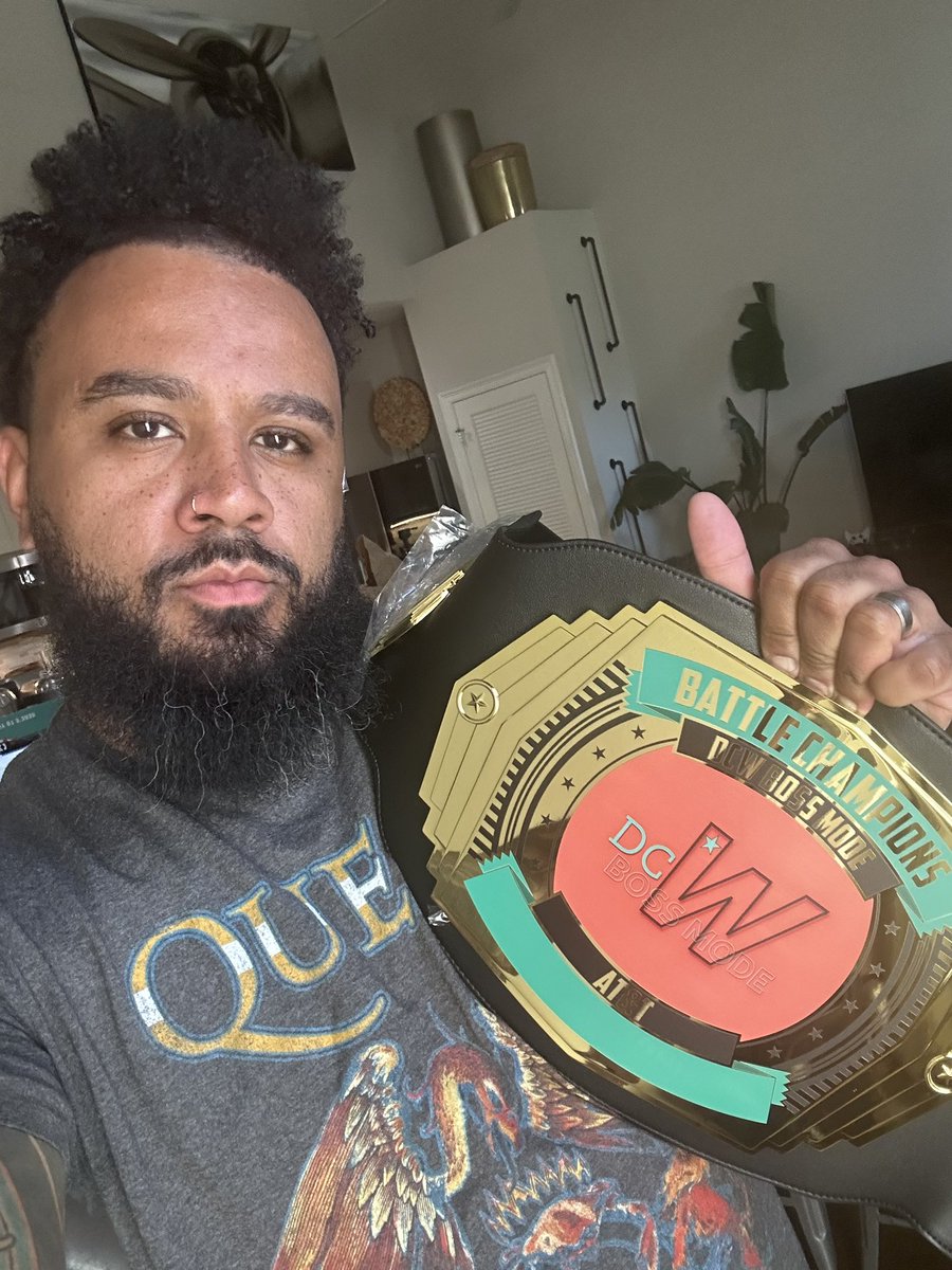 DCWBossMode's tweet photo. @edbroussardjr is on fire🔥! Congrats on being #DCWBossMode Sept Top AM! Your dedication makes a difference. Keep up the fantastic work! This new accessory looks great on you🎉 #TopAM #HardWorkPaysOff
#GuinningTogether #MBCGoodStuff #LifeAtATT https://t.co/tlJPO0fNVA