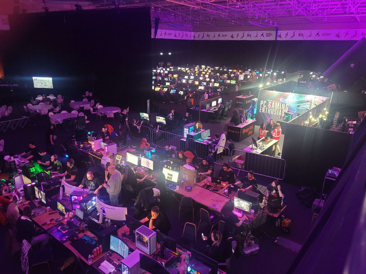 UKSC2 (@uksc2) on Twitter photo 🇬🇧 Congratulations to the #EPIC40 StarCraft 2 champion, Figaro! 🏆
👑 After coming back through the lower bracket he takes out Aicy 4-2 in the finals to claim his first ever <a href="/EPICLAN/">EPIC.LAN UK Gaming & Esports Events</a> crown!
📆 I hope everyone had a great time and is looking forward to returning in February! 🇬🇧 Congratulations to the #EPIC40 StarCraft 2 champion, Figaro! 🏆
👑 After coming back through the lower bracket he takes out Aicy 4-2 in the finals to claim his first ever <a href="/EPICLAN/">EPIC.LAN UK Gaming & Esports Events</a> crown!
📆 I hope everyone had a great time and is looking forward to returning in February!