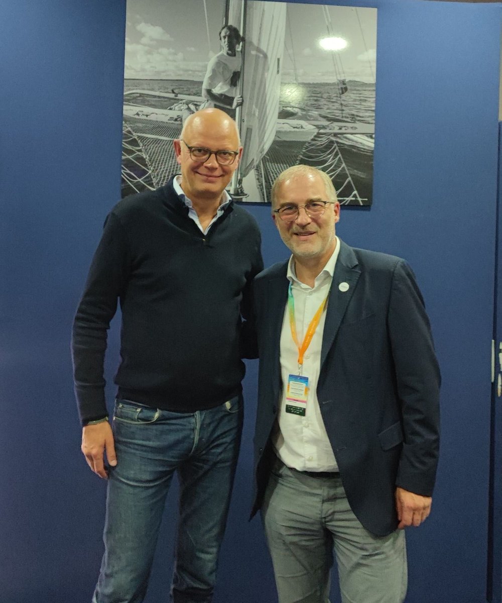 FabriceLoher's tweet photo. Ravi d’accueillir la classe 40 engagée dans la Jacques Vabre 2023 à Lorient. Une étape contrainte par les conditions météo mais qui va nous permettre de profiter des 45 bateaux de la classe pendant environ une semaine à Lorient ! #lorient #lorientagglomeration https://t.co/Tmy4QZzCcK