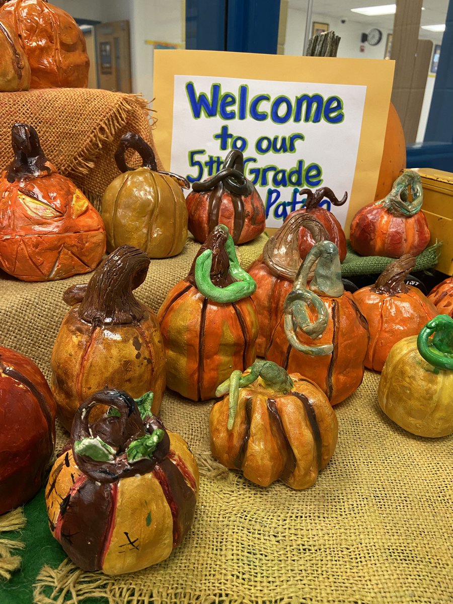 Ms_Rawls33's tweet photo. 5th grade Vikings have been working hard on their clay pumpkins throughout the month of October- here are a few on display in our main office. 🎃🍂 @HESVBVikings @VBCPSVisualArt https://t.co/vBWO034U7J