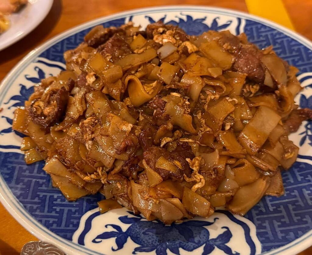 rsun0525's tweet photo. #beefhofun #malaysianfood #netde #igdelaware #food #foodporn #instafood #foodstagram #foodgasm #yummy #delicious #letsguide #followme #pennsylvania @bananaleafphilly https://t.co/qsPY8qSYkE https://t.co/lN4phk41aA