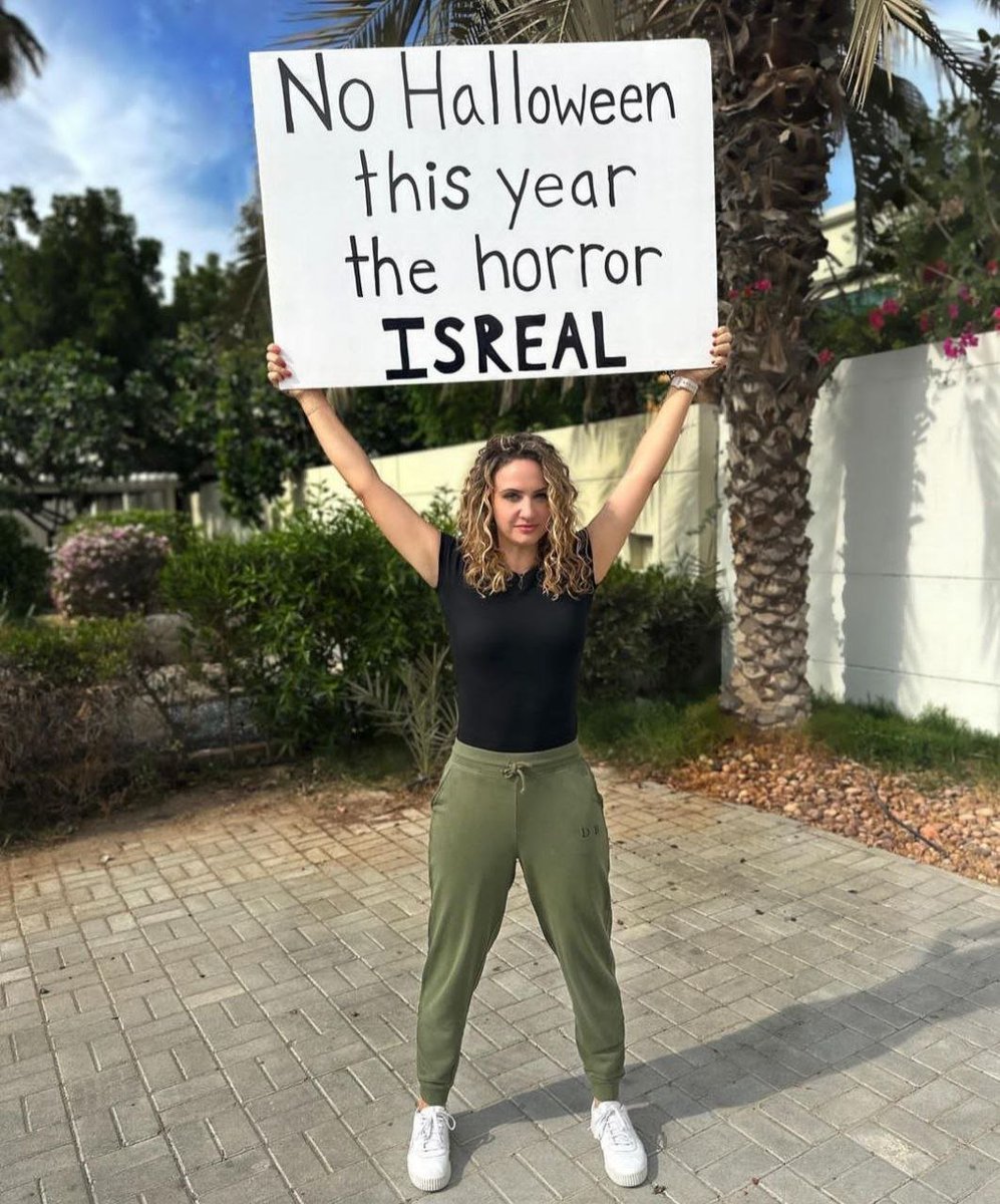 Sara Rey tweet media
