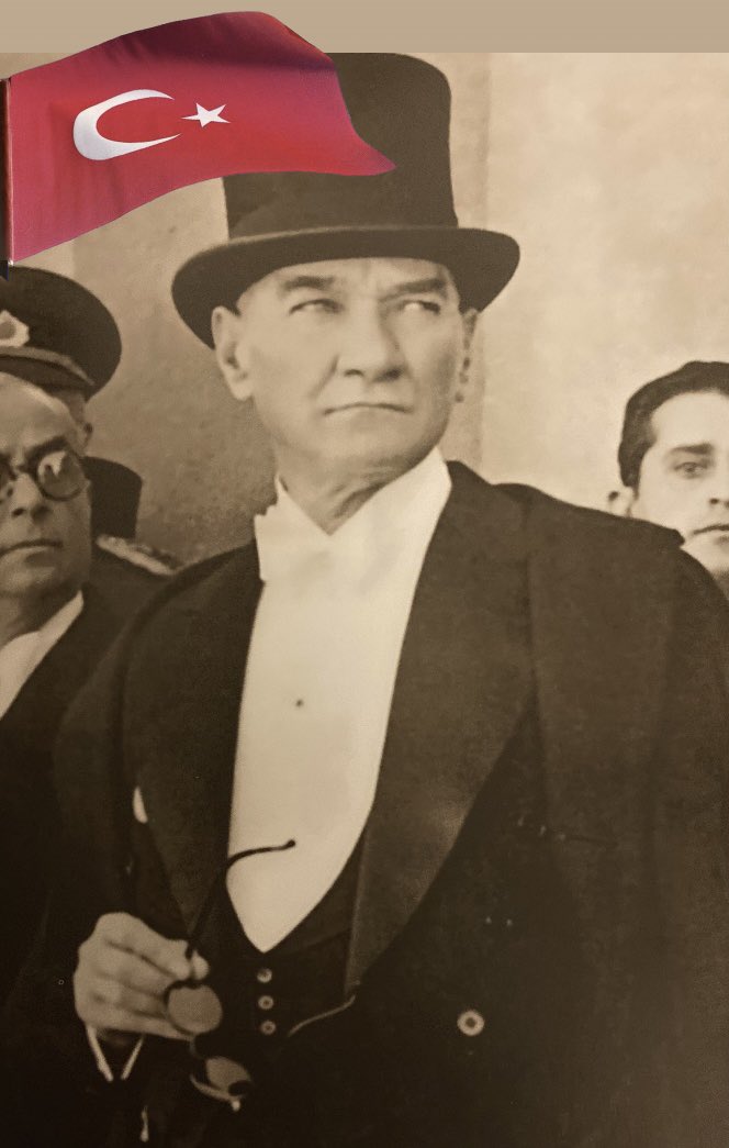 Cumhuriyetimizin 100. Yılı Kutlu Olsun! Yüz binlerce kez, sonsuza dek… 🇹🇷❤️ #29EkimCumhuriyetBayramı