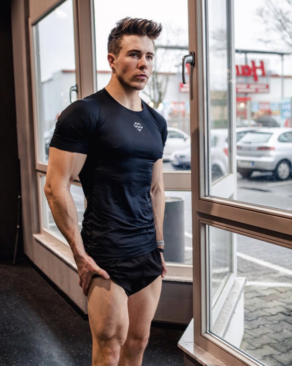 Built for Performance 💪#TrainLikeAMachine

Shop the look featuring our Rush Base Layer T-Shirt (Black) all sizes back in stock and available in a variety of colours ways. Paired with our 6 Inch Sports Shorts (Black). 

Shop worldwide via machinefitness.com  #MachineFitness