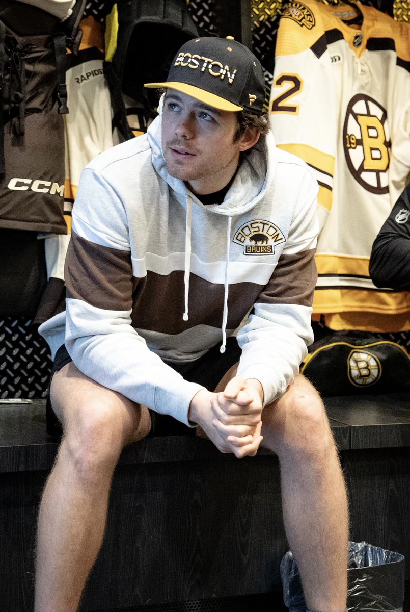 NHLBruins tweet picture