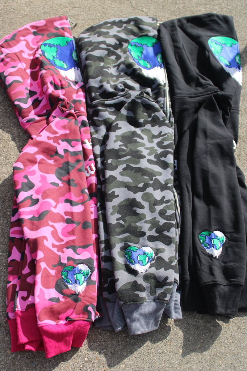 Cold Hearted World tweet media