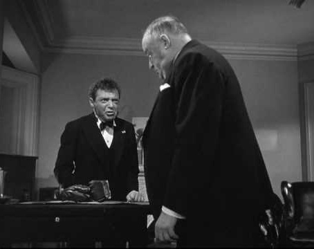 10.29  stroke in a film
#TheMalteseFalcon 41
Greenstreet is Gutman

When the bird is a bust, Cairo throws a fit, aiming straight at the big guy ('You imbecile!') who appears to have a TIA (transient ischemic attack) or mini-stroke, clutching head & neck #bales2023filmchallenge