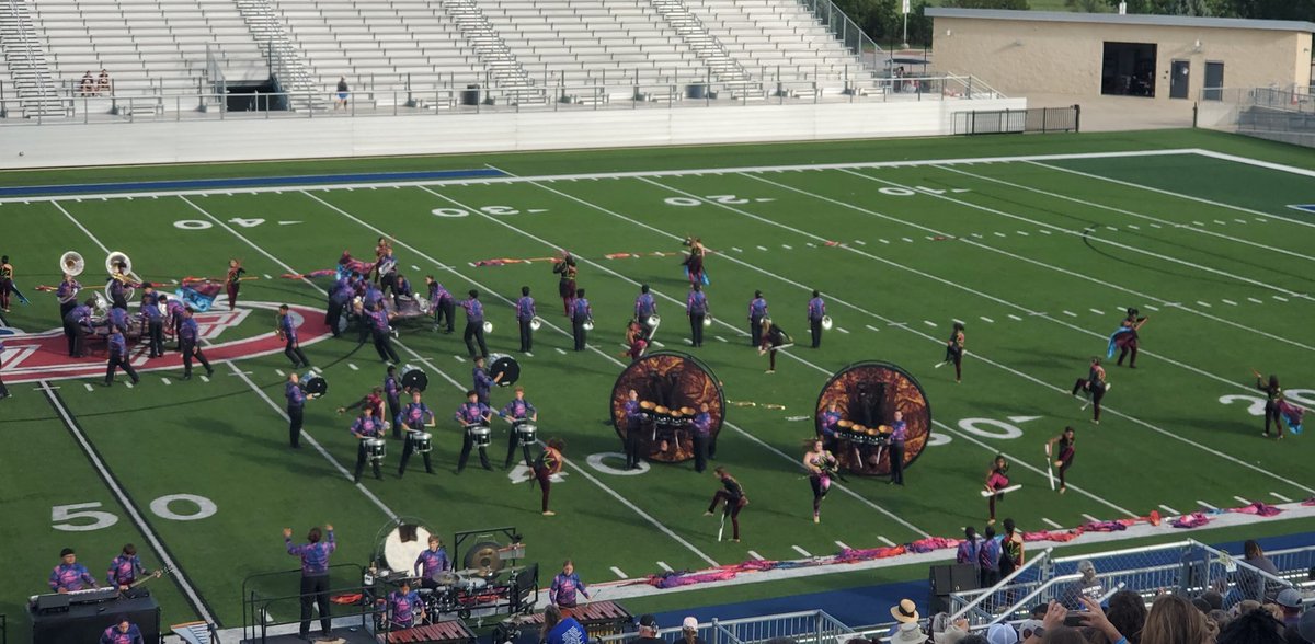OsunaG5's tweet photo. Go LHS RLB!  Performance was worth the rain delay wait.  This is what Lockhart Leading looks like.  #ExpeditionExceLLence #LockhartLeading #LockedOnExcellence
#LHSRLBUpsideDown
#🔒❤️🦁 @LockhartISD @rlb_boosters https://t.co/6ov7jLFT5o