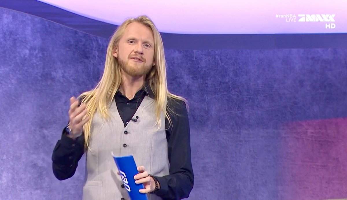 Bananenflanke tweet media