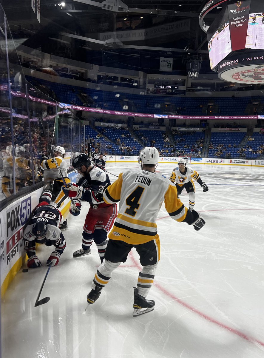 Scaring and Supporting as we quickly take the lead 1-0 in the first period #letsdoitagain #LetsgoPENS