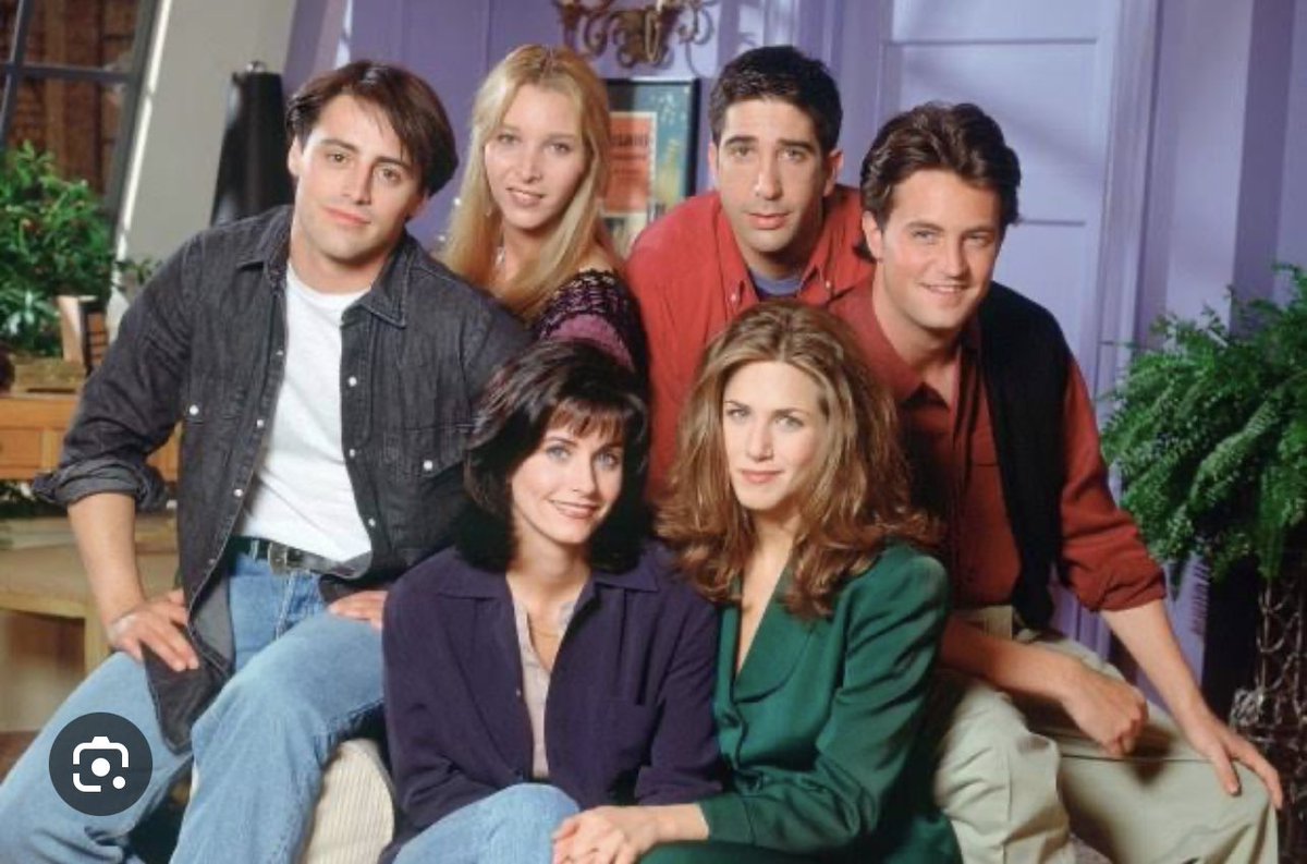 AnupamPKher's tweet photo. Laughter will be SAD today! 💔💔💔 #MathewPerry #Friends https://t.co/29wVK4TgAQ