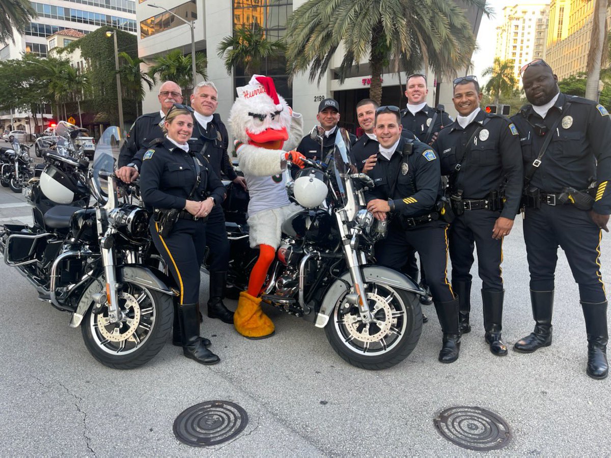 On today my 35th year anniversary, I am humbly grateful for being a part of the <a href="/CoralGablesPD/">Coral Gables Police</a> family and cannot express my pride of ALL of our first responders on #NationalFirstRespondersDay You make a difference in so many lives every day!
