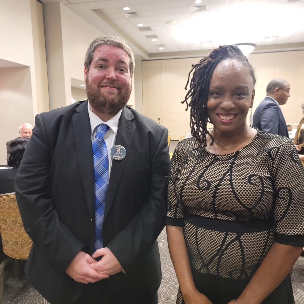 Tonight I got to attend the NAACP Freedom Fund Gala put on by the @naacpbgwc. It was an amazing event that recognized many amazing community members. I also was able to listen to an amazing speech by keynote speaker, and a friend of my, @atticascottky.