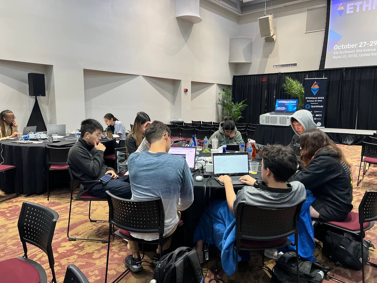 EthMiami's tweet photo. @UCBerkeley 's students: Midnight Hacking Session at ETHMiami Hackathon! 🚀 Let's bring that Berkeley brilliance to the blockchain! 💻 #ETHMiami @collegedao_hub https://t.co/ViA6Fd2Y5s