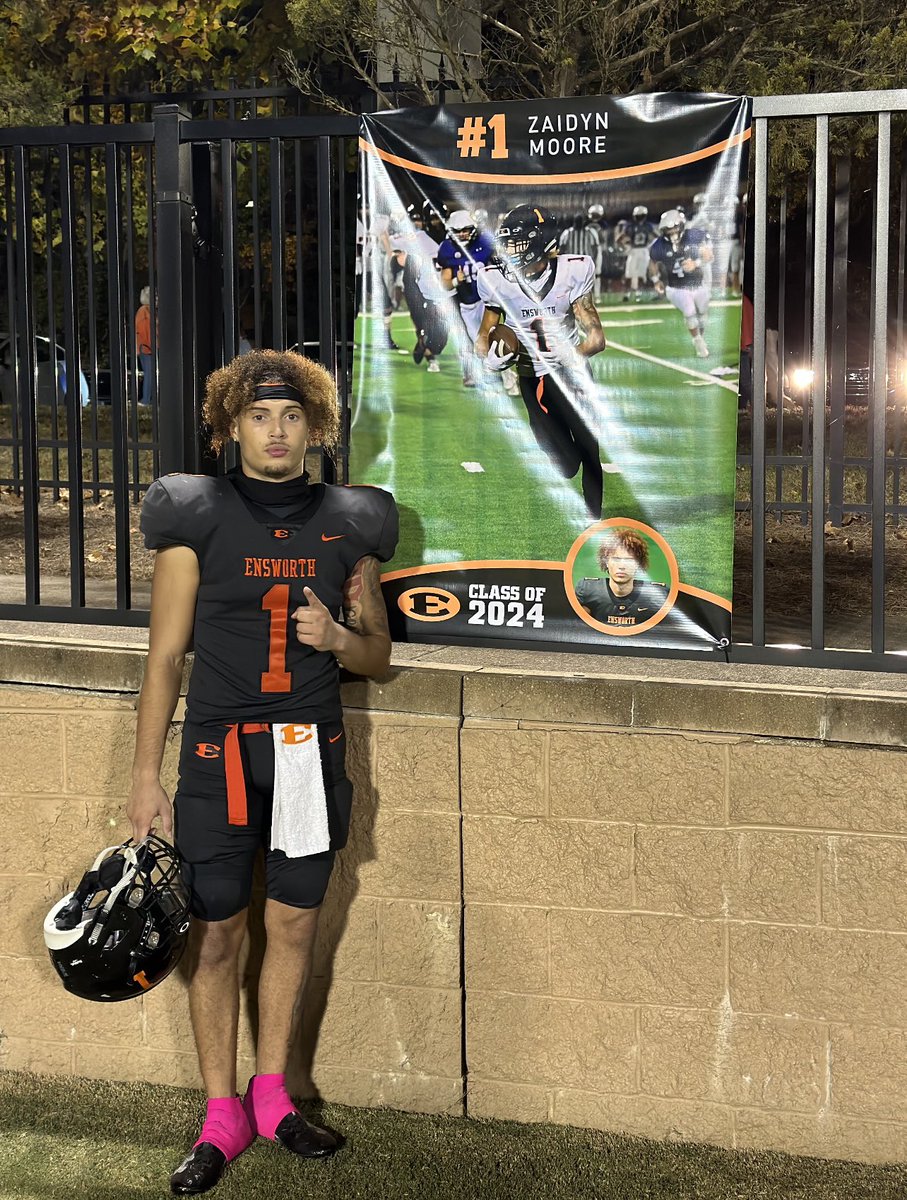 After a great senior regular season ending 8-2 I'm excited to get playoffs rocking a rolling⚒️ @EnsworthFB @CoachRocBatten