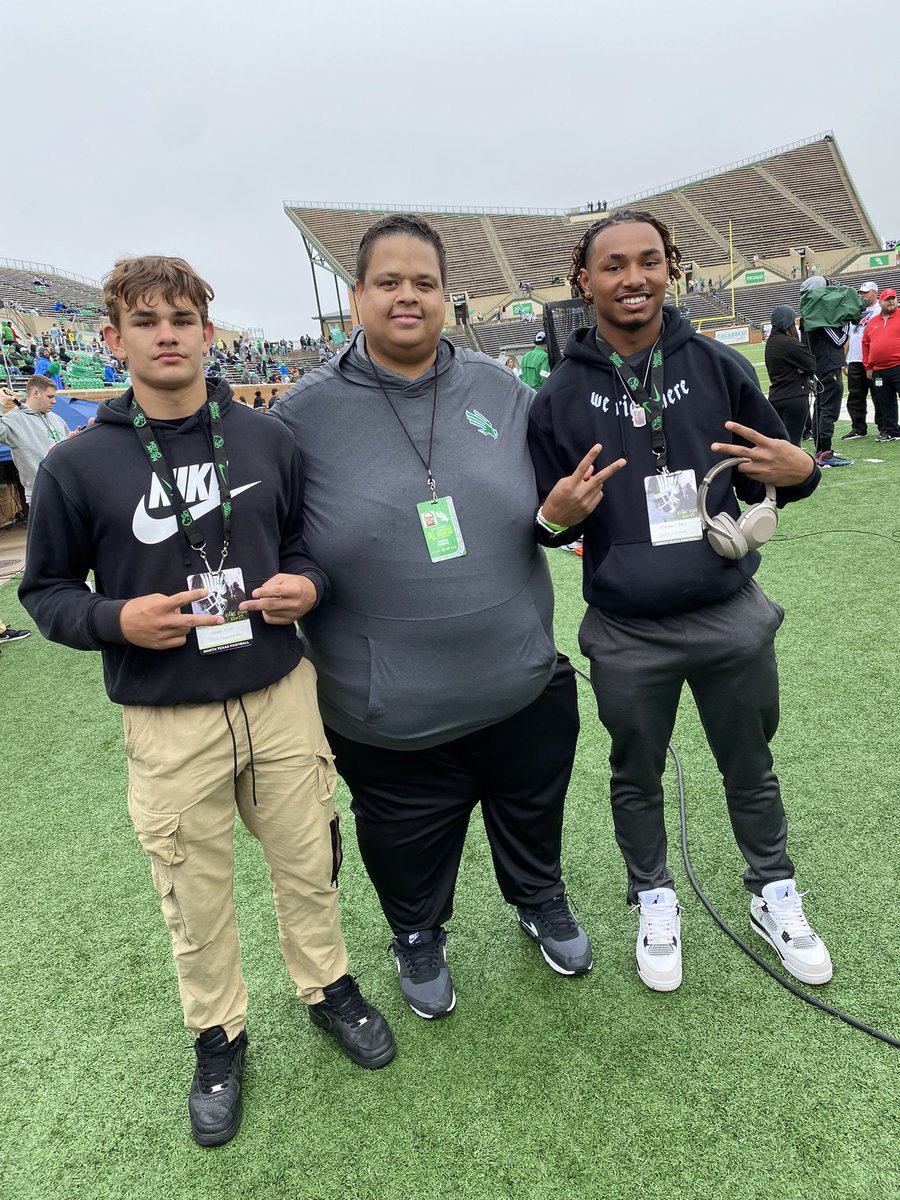 Thanks for having me <a href="/TrustMyEyesO/">⭕️FFERTUNITY</a> 
<a href="/CoachMat26_/">Mathis Thomas Jr</a> @NE_Ok_HS_Sports <a href="/GaryJoice/">CoachJoice</a> <a href="/FLCSkyhawks/">Fort Lewis Skyhawks</a> <a href="/6starfootballOK/">Six Star Football | OKLAHOMA</a> <a href="/Coachdowning62/">Coach John Downing</a>