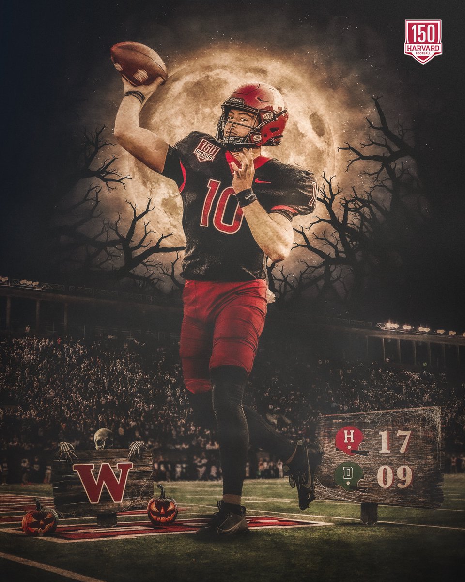 All treats, no tricks.

#GoCrimson x #HarvardFootball150