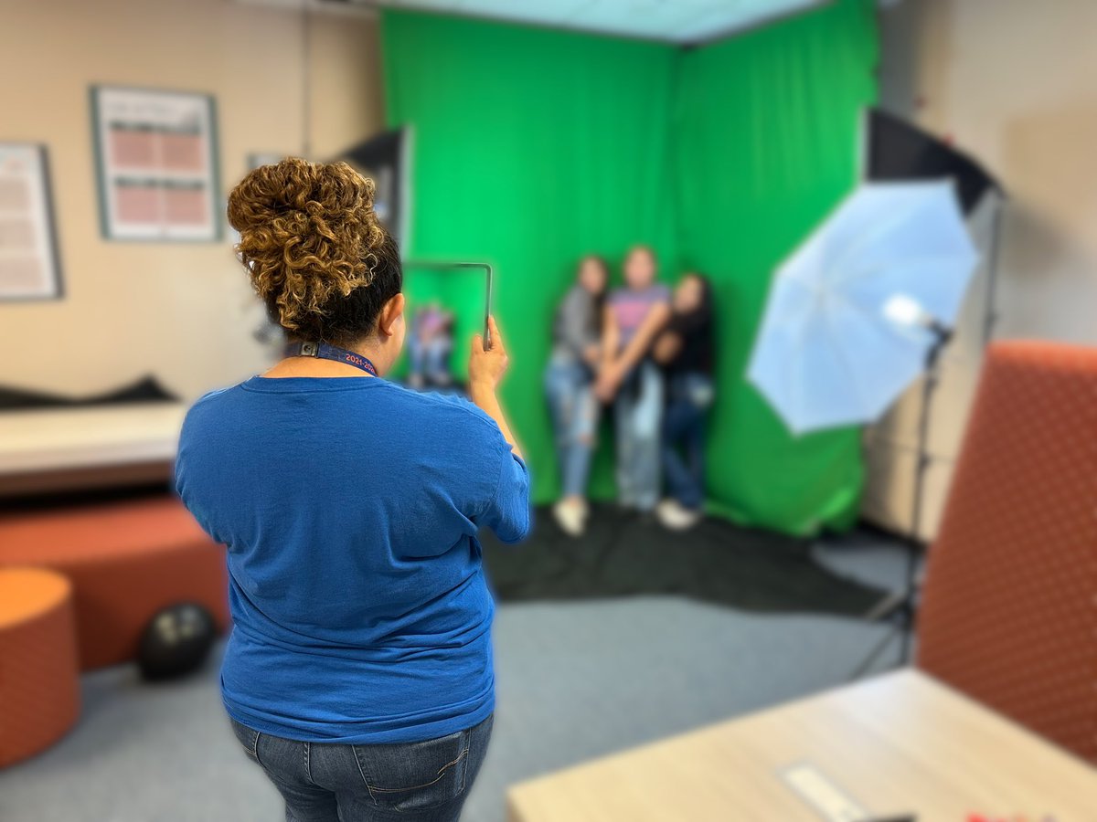 We included a Green Screen Photo Booth at our Fall Carnival and it was such a hit! I’m currently working on editing the photos. I hope to get the photos out to our families later this week! <a href="/AnnElementary/">Ann Parish Elementary@APEPrincipal</a> <a href="/LL_Schools/">LLSchools</a> <a href="/lls_edtech_/">LLS EdTech</a>