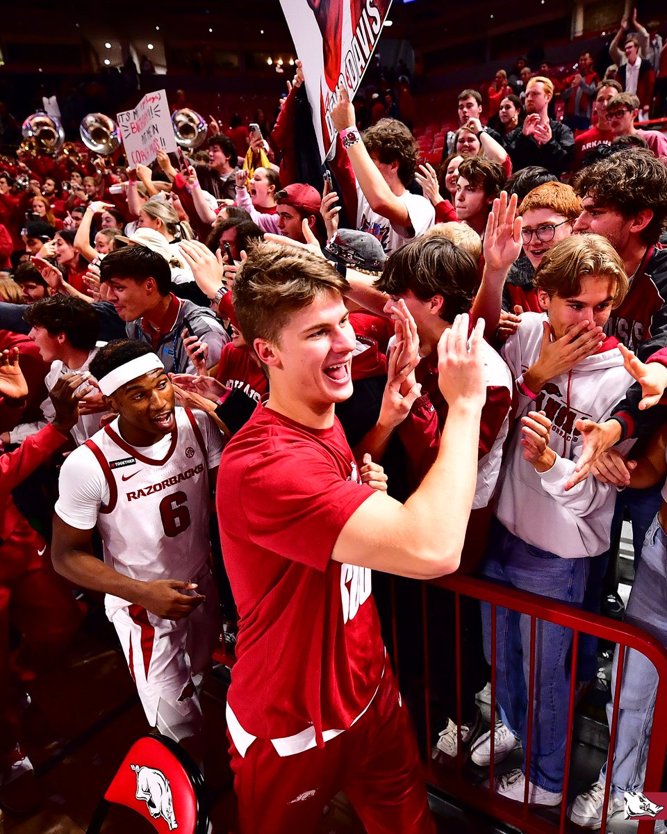 RazorbackMBB tweet picture